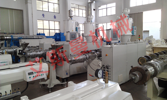 PE solid pipe production line