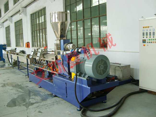 TSK parallel twin-screw granulation production line